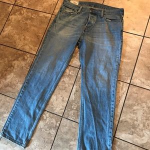 Hollister jeans